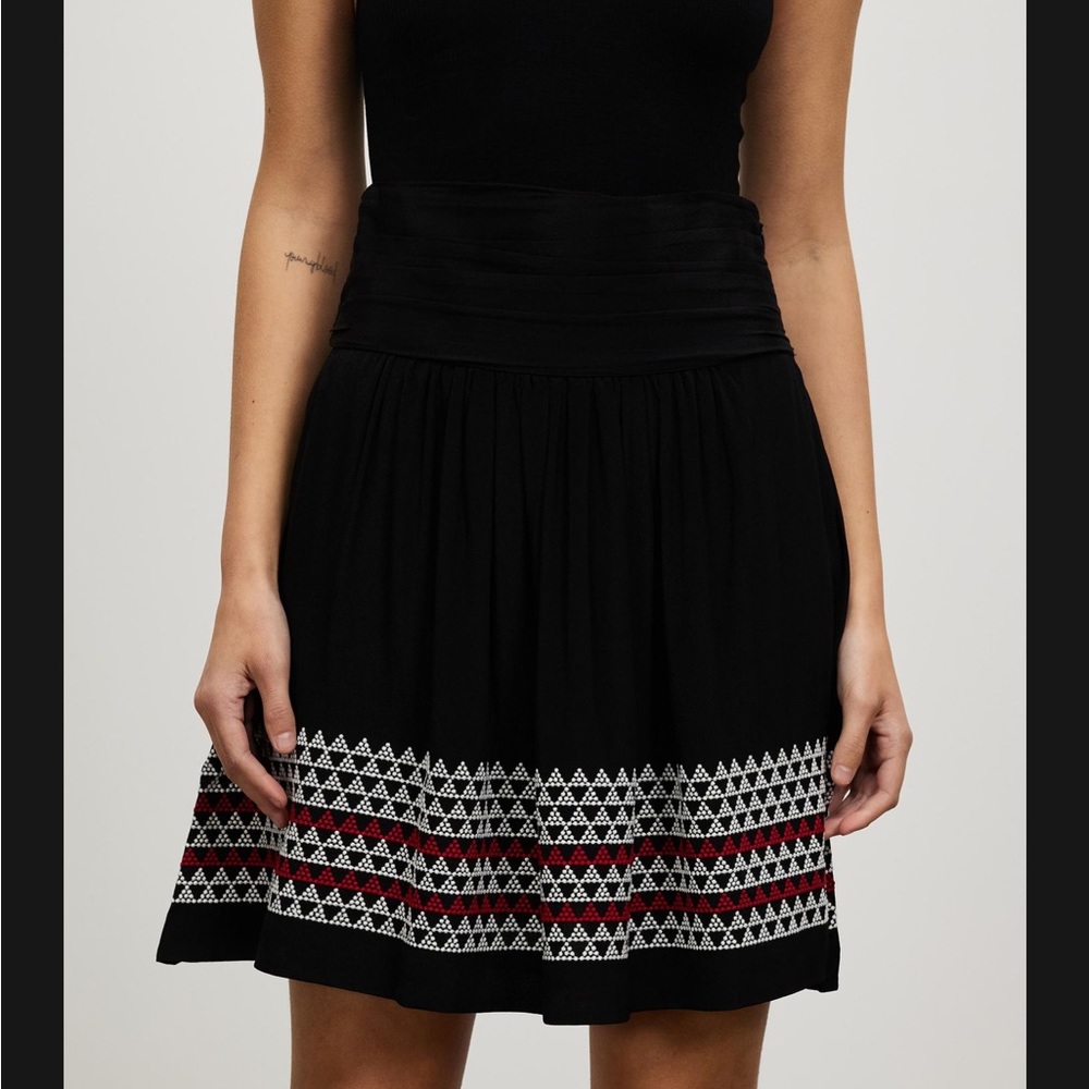 Skirt size S - Picture 3 of 7